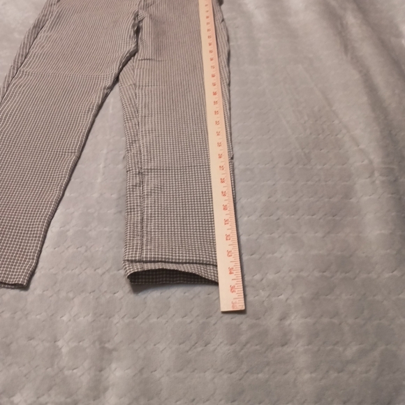 Mossimo | Women’s Stretch Black/White Cropped Capri Pants Size 8 - Picture 8 of 9